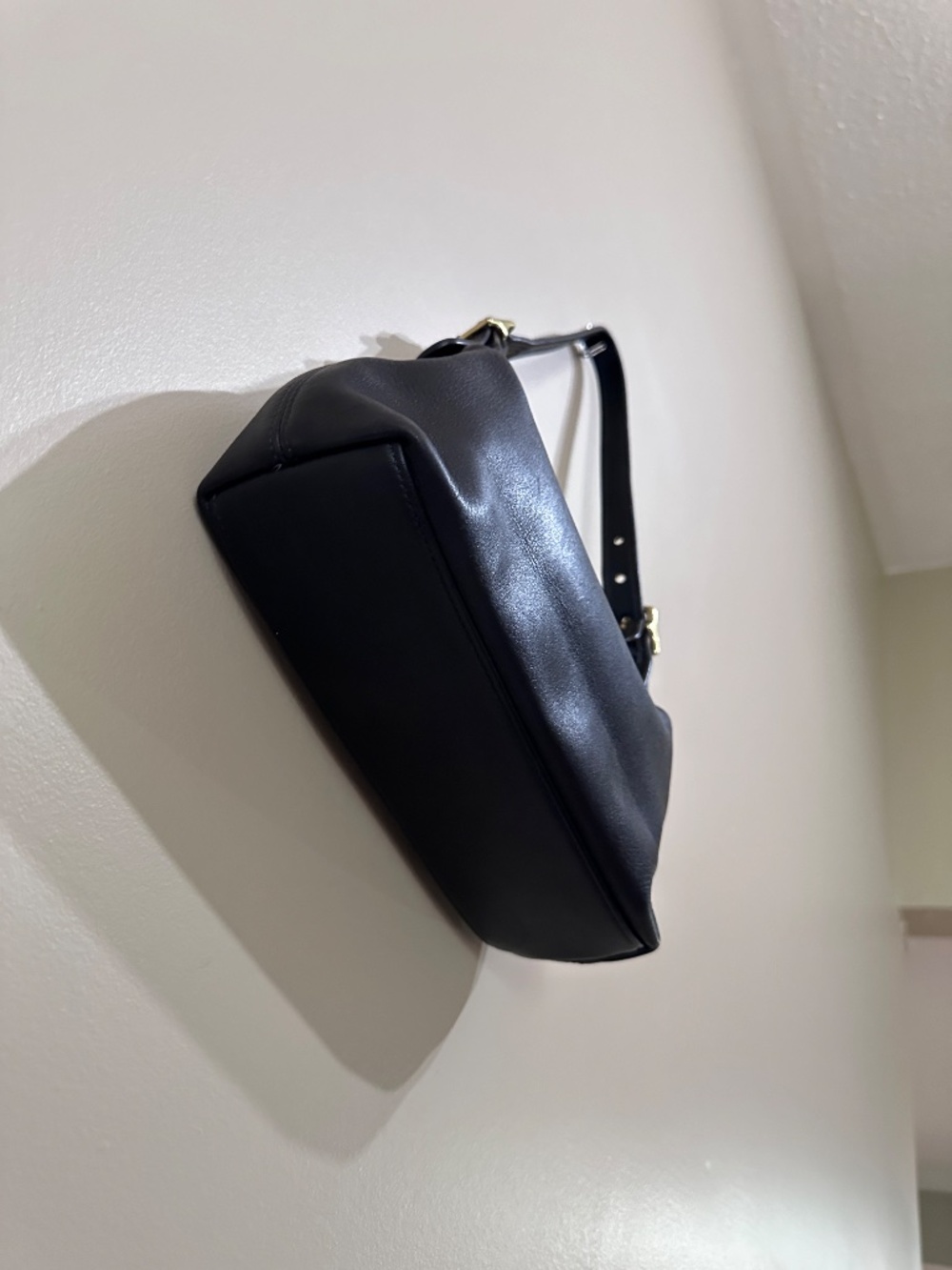 Rare Vintage Coach Legacy Black Hobo Bag Shoulder Bag with Gold Hardware 9059 - Picture 8 of 16